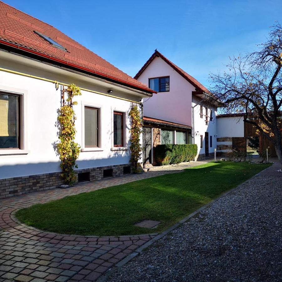 Neustadt Villa Cristian  Zewnętrze zdjęcie